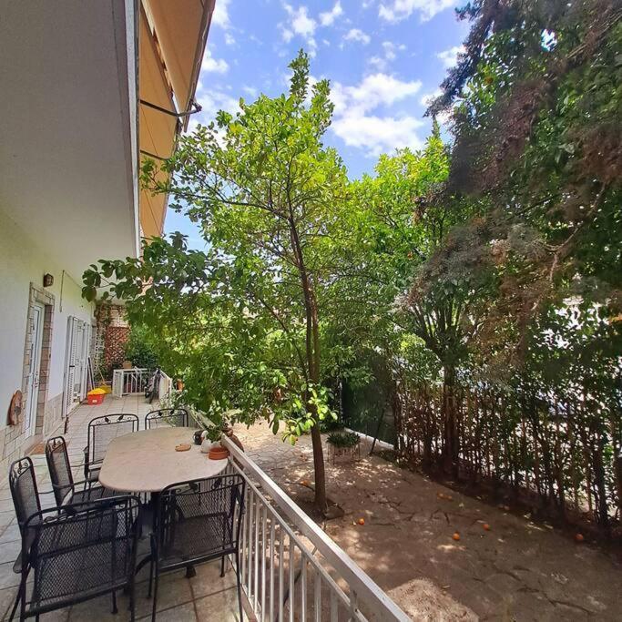 20' From The Airport,20' From The Center Of Athens Lejlighed Eksteriør billede